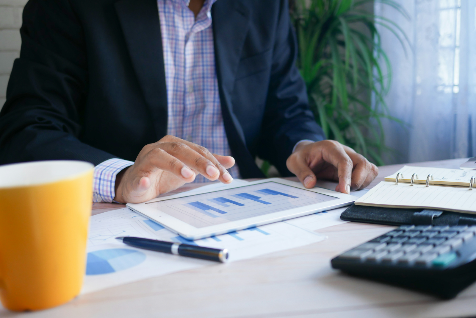 Reviewing dashboards and quantified reports